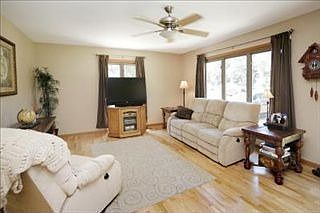 3rd image of 118 Virginia Ave