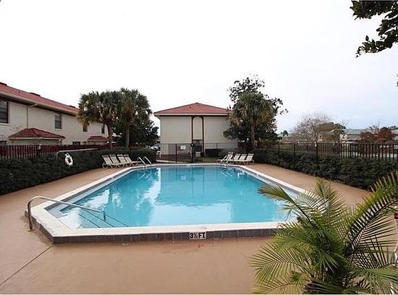 3rd image of 6275 Whispering Way #123