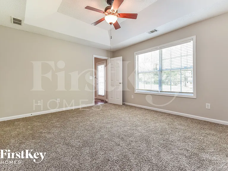 996 Highway 211 NE — Photo 8