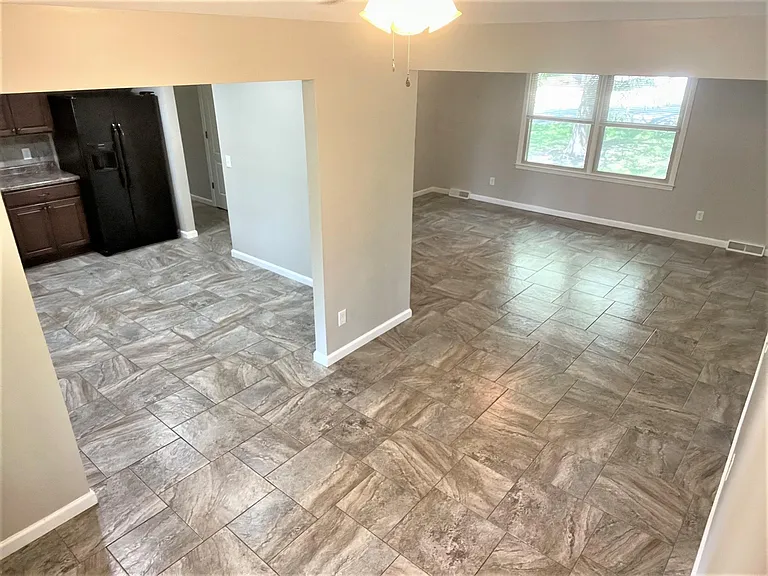 14585 Red Rock Dr — Photo 11