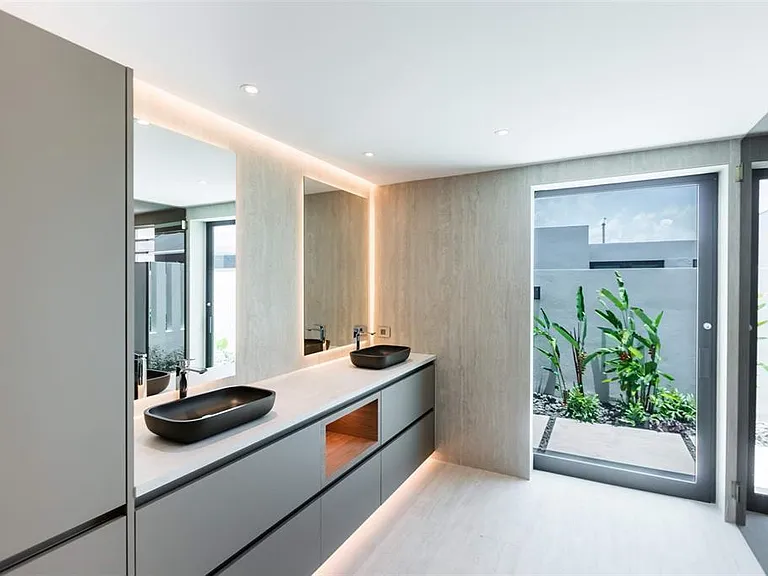 RESIDENCES AT RIO Calle Ebro Corner #69 — Photo 4