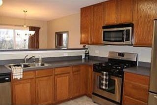 3rd image of 289 Macintosh Ave