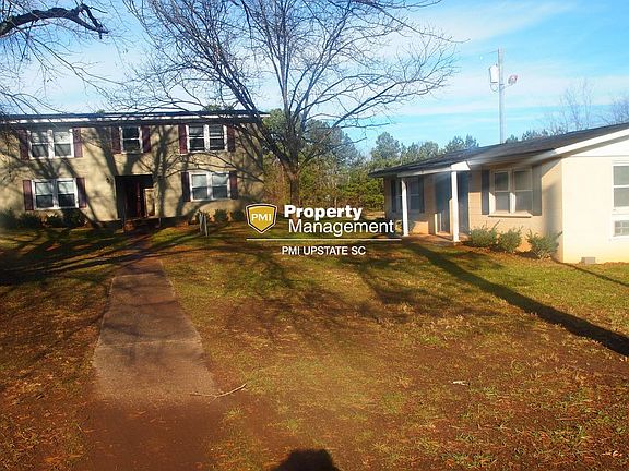 2nd image of 201 Chandler Oak Dr