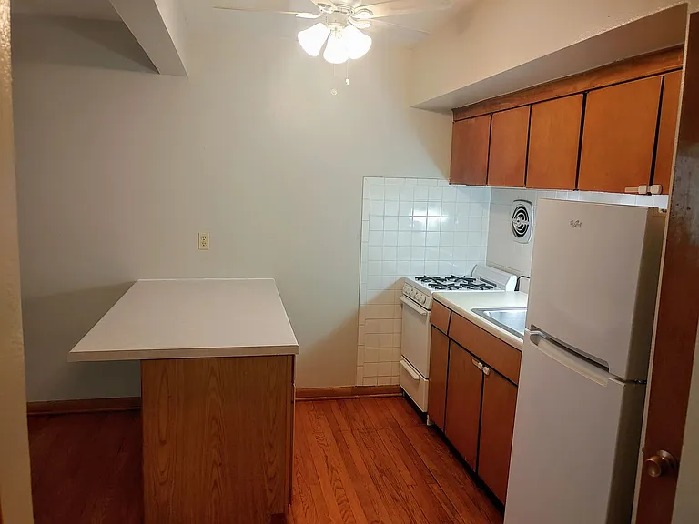1112 Knapp — Photo 9