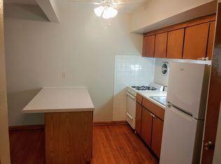 1112 Knapp, Milwaukee, WI 53202
