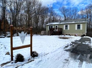 112 Moccasin Trl, Pocono Lake, PA