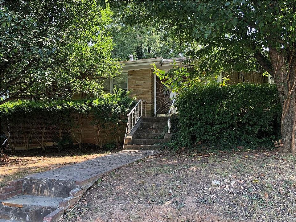 2nd image of 1548 Martin Luther King Jr Dr SW