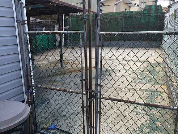 4th image of 10156 130th St