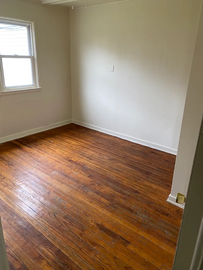 2111 E Forest Ave - 2119 — Photo 2