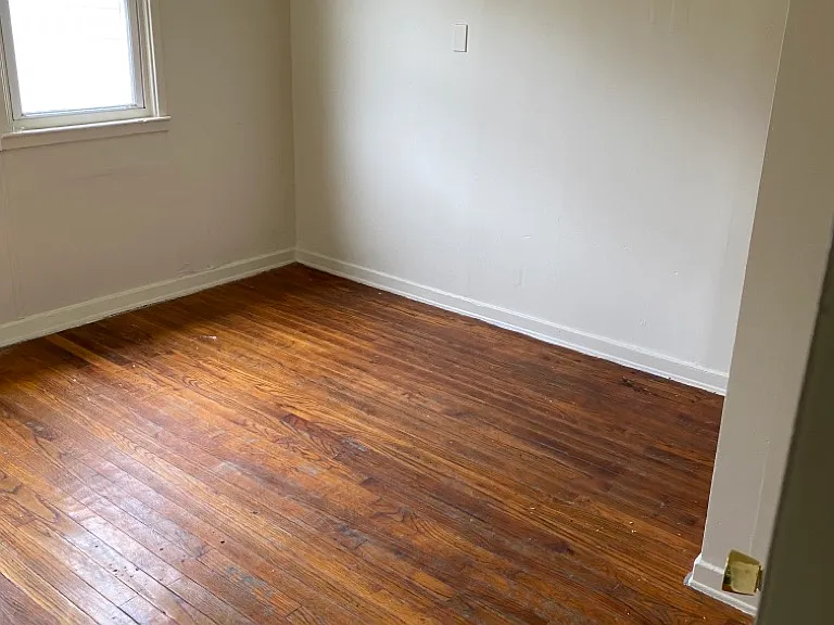 2119 E Forest Dr — Photo 2