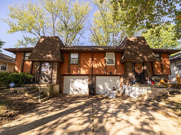 3rd image of 1420 & 1422 S Haden Ct