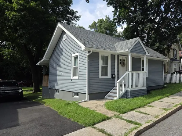 13 New Hampshire St, Newton, NJ 07860