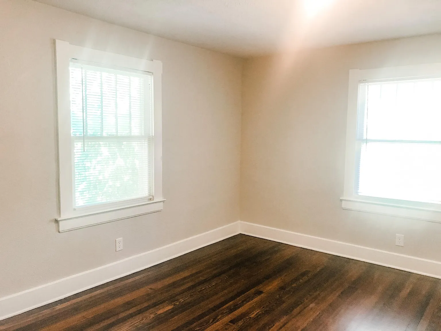 2 bed, 936 sqft, $995 — Photo 3