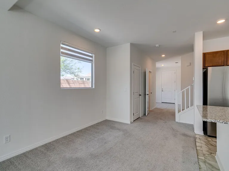 10303 Dallington St — Photo 6