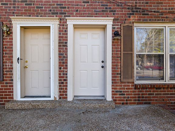 4th image of 814 Holder Ct
