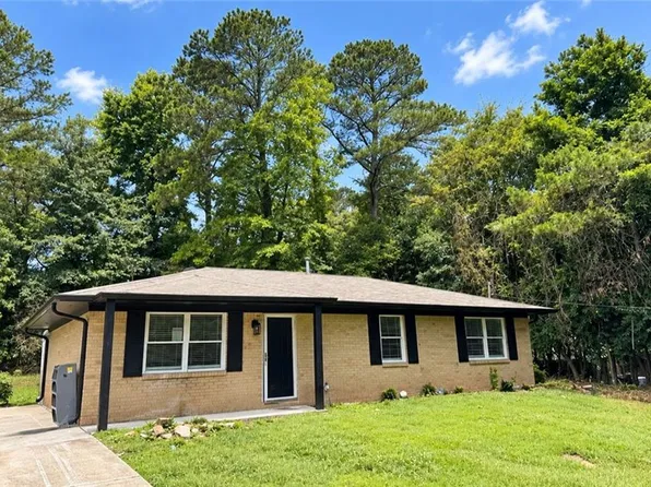 1765 Highpoint Rd, Snellville, GA 30078