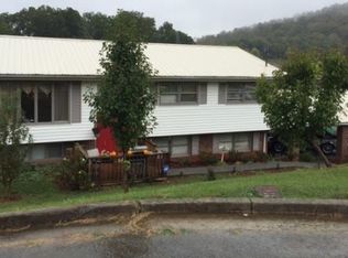 1020 Oak St, Elizabethton, TN 37643