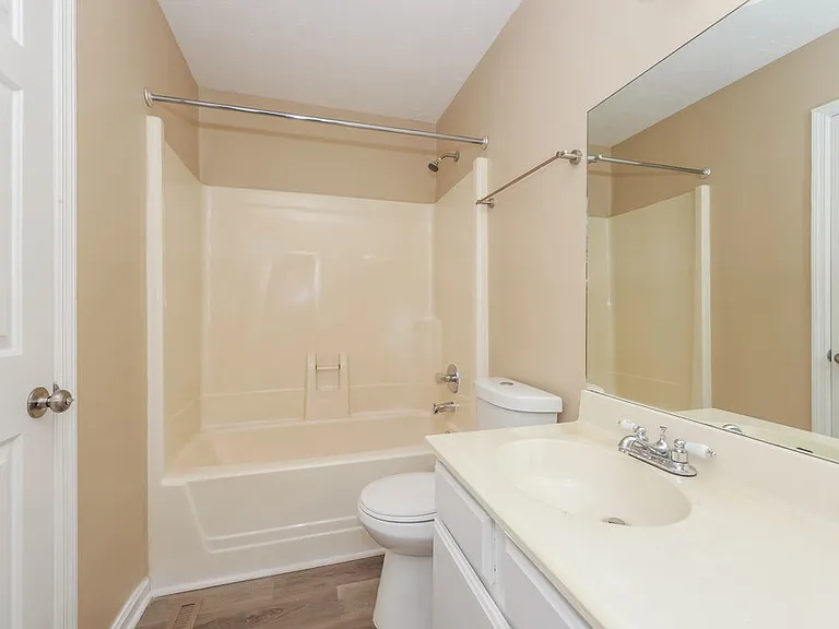 232 Thistle Ln — Photo 12