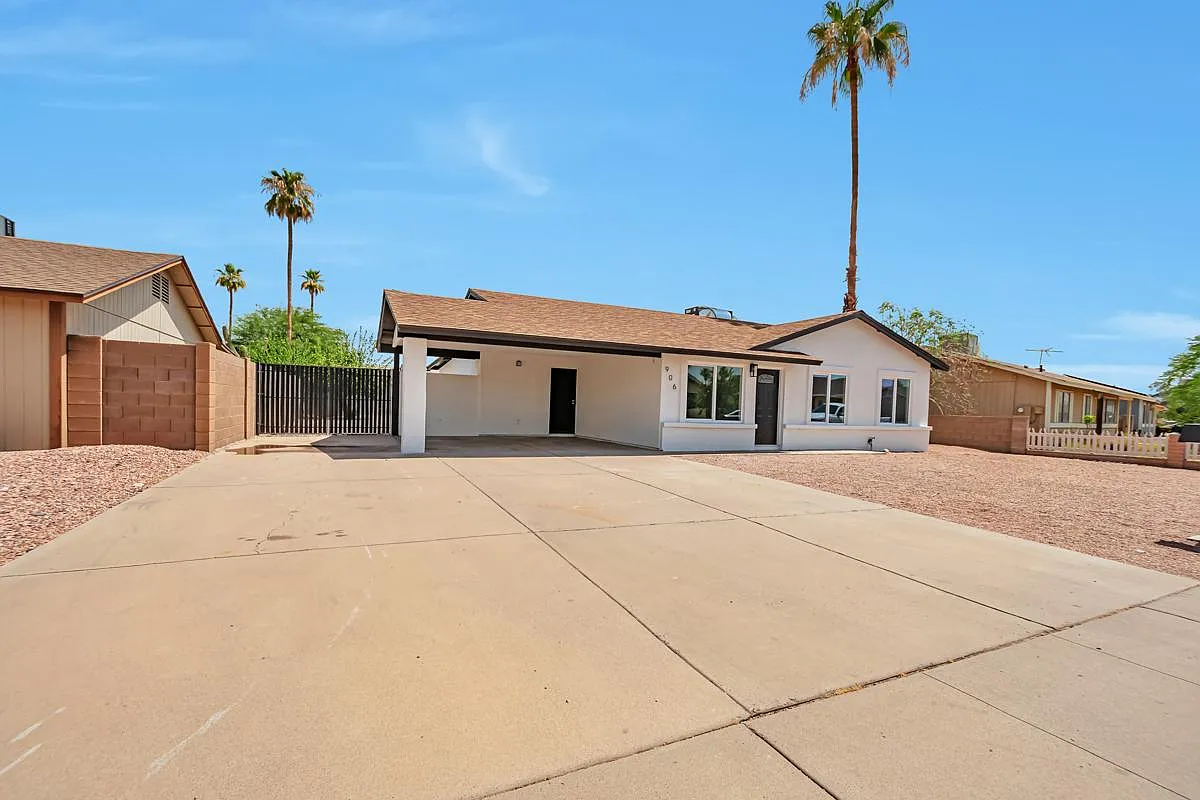 3 bed, 1238 sqft, $2,700 — Photo 4