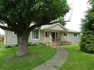 7402 Race Rd, North Ridgeville, OH 44039