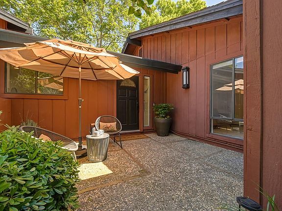 4th image of 44710 Garden Ct