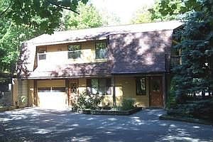 1st image of 10039 Timberlane Dr