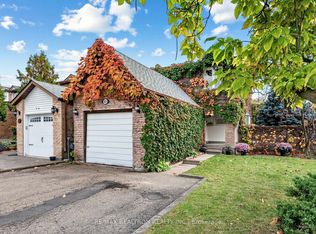 45 McClintock Cres, Vaughan, ON L4J 2S7