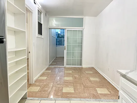 Rented by Compass | media 4