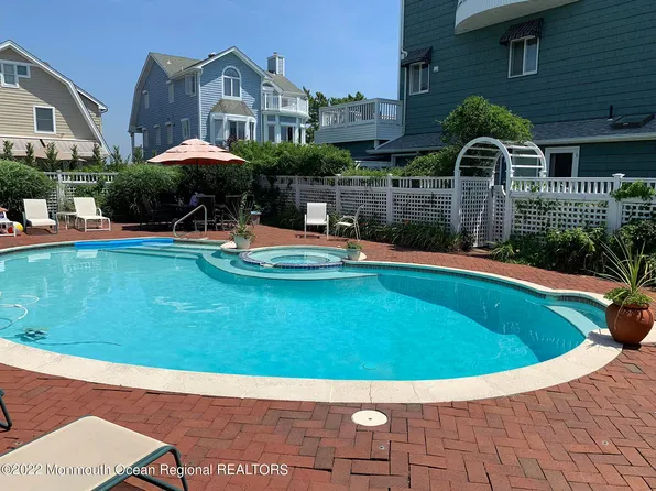 5 Beacon Blvd #A, Sea Girt, NJ 08750