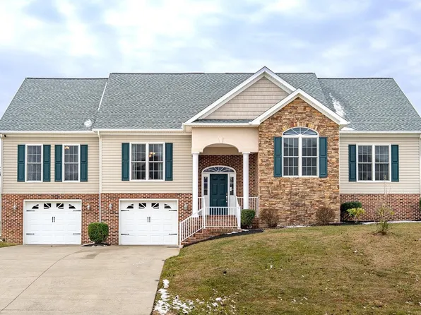 6250 Dotts Ln, Penn Laird, VA 22846