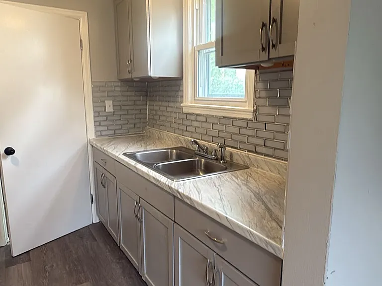 4628 N 24th Pl — Photo 1