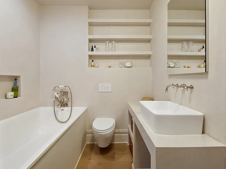 279 Jefferson Ave — Photo 15
