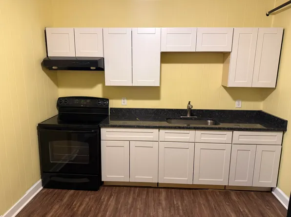 159 Elm St APT 204, Biddeford, ME 04005