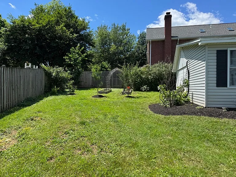 3710 Burrows Ave — Photo 34
