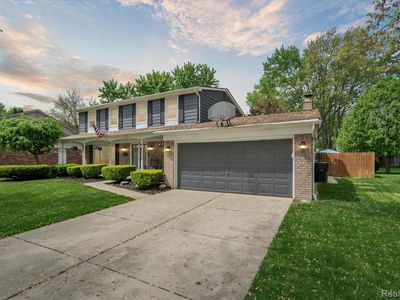 2721 Knight Dr, Troy, MI, 48085