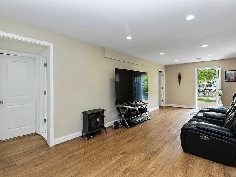 123 Walnut St NW — Photo 16