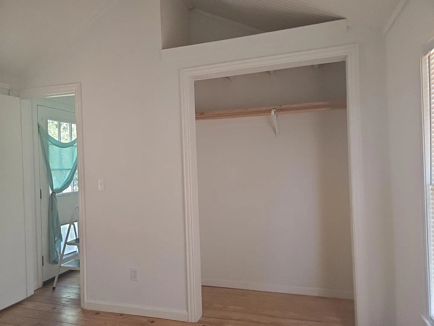 346 Windy Ridge Rd — Photo 3