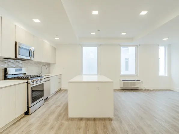 477 Broadway image 5 of 33