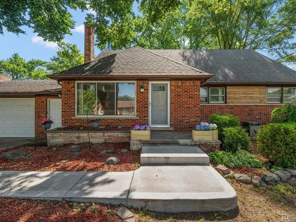 42350 Bobjean St, Sterling Heights, MI 48314