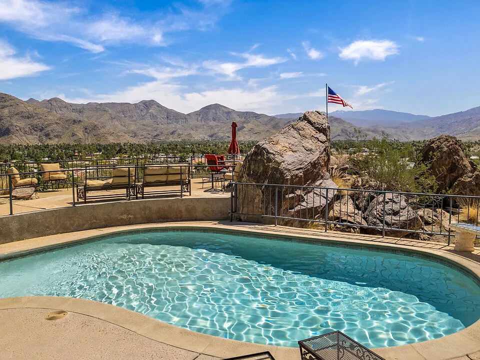 3000 Cahuilla Hills Dr