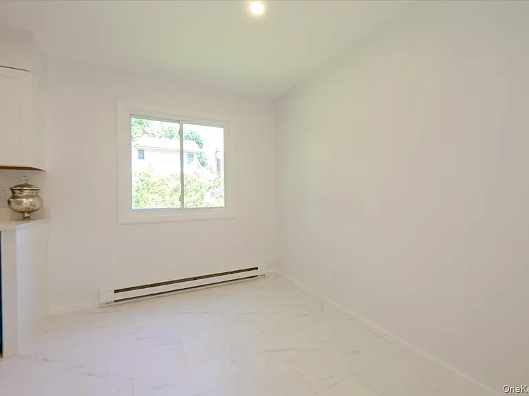 43 Evert St — Photo 12