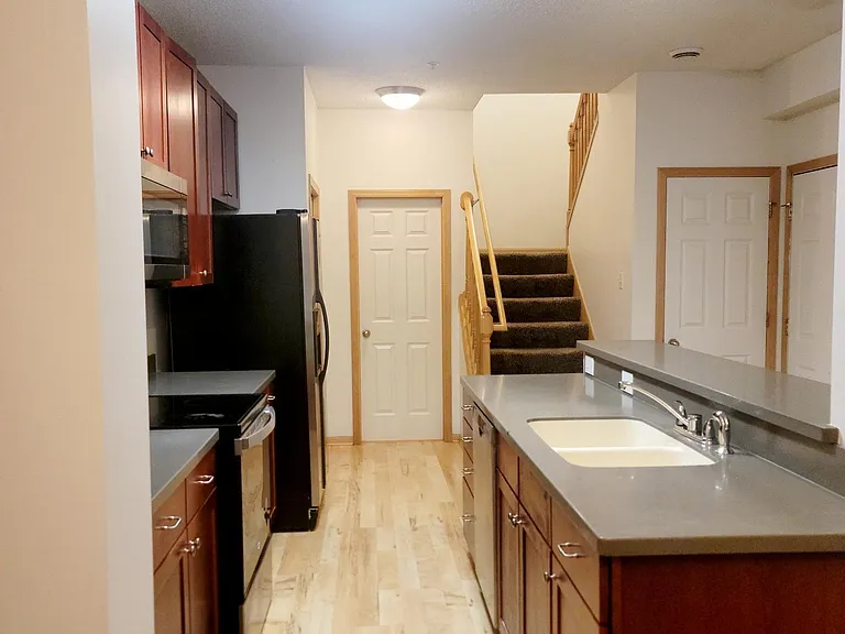 3049 Chamberlain St N #4 — Photo 7