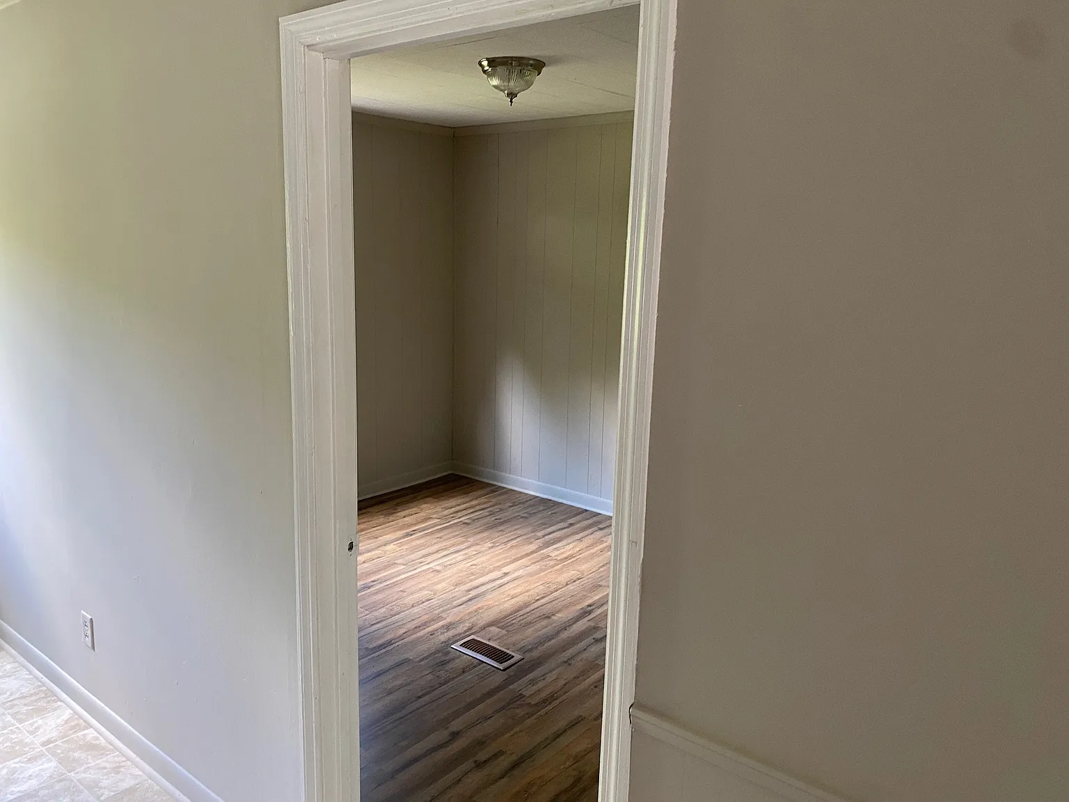 2 bed, 800 sqft, $900 — Photo 4