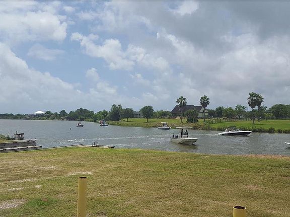 Hitchcock Boat Ramp is just down the street from your front door! The channel goes all the way to Galveston Bay!