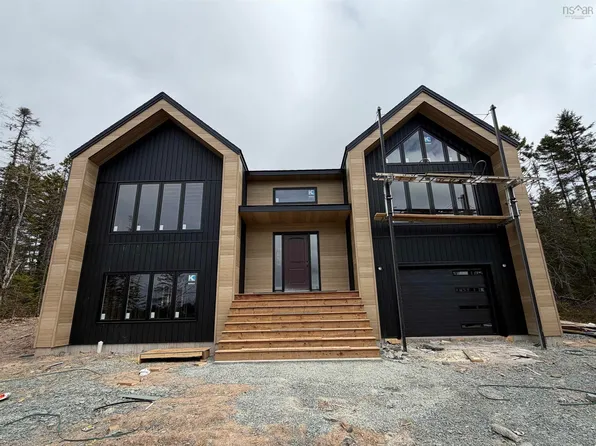16 Parish St #714, Fall River, NS B2T 0W9