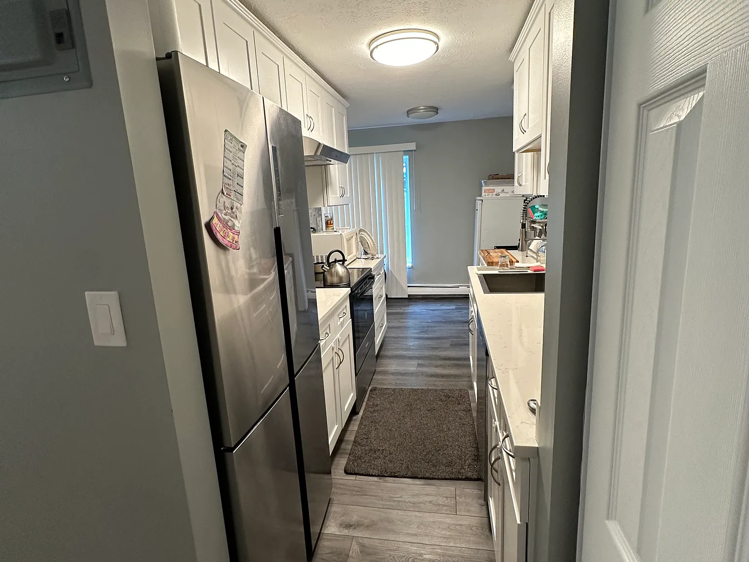 2 bed, 1.5 bath, 819 sqft, $1,650 — Photo 3