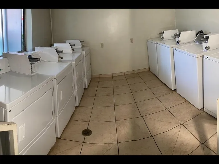 623 North Monterey Street — Photo 26