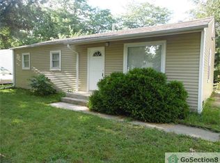 3354 Magnolia Dr, Markham, IL 60428