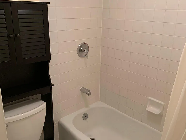 2800 Wisconsin Ave NW #410 — Photo 20