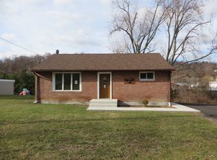 3 Midway Dr, Newburgh, NY 12550